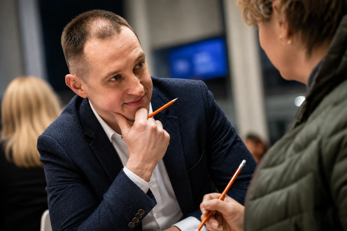 Saulius Kromalcas in a professional discussion